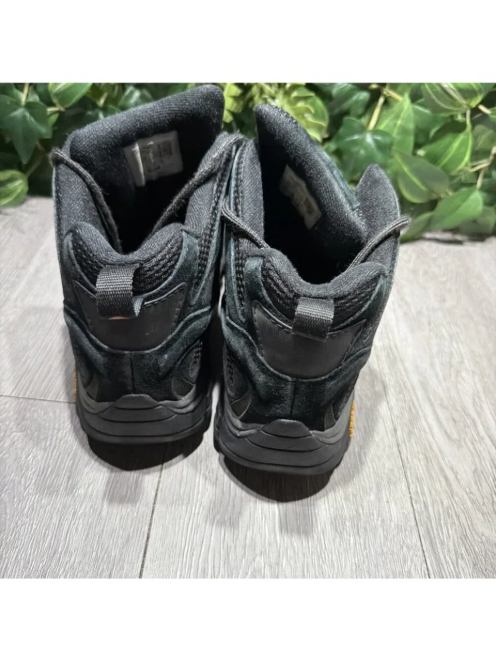 Merrell Moab 2 Vent Mid Sneaker Men's Black Athletic Hiking Shoes - 10